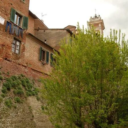 Laura Che Crea Casa vacanze Foiano Della Chiana